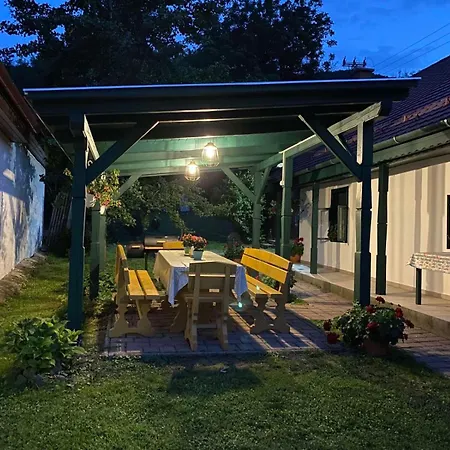 Appartamento 100 éves - *