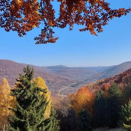 דירה 100 Eves Vendeghaz - Háromhuta